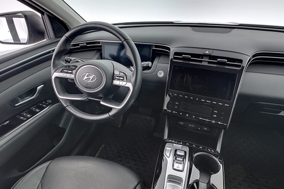 Hyundai Tucson 8 of 18