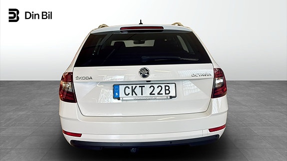 Skoda Octavia 5 of 12