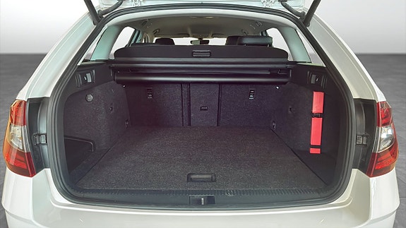 Skoda Octavia 12 of 12