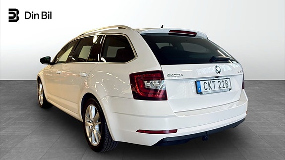 Skoda Octavia 3 of 12