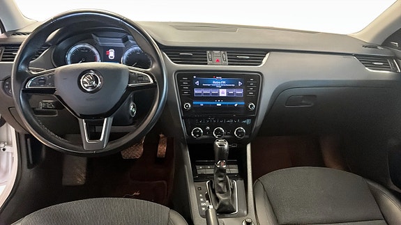 Skoda Octavia 10 of 12