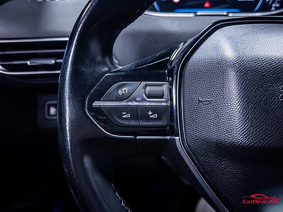 Peugeot 5008 21 of 30