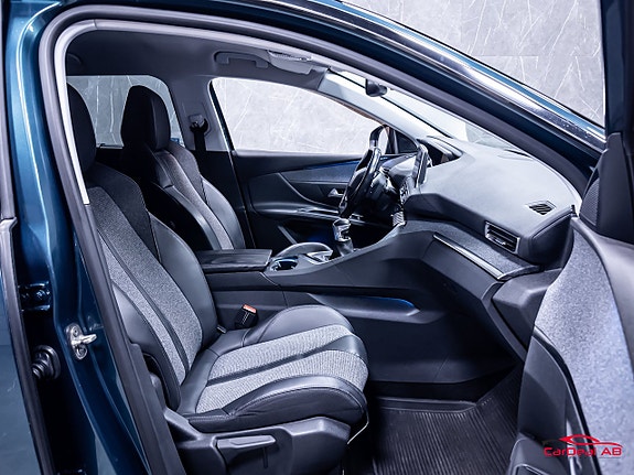 Peugeot 5008 15 of 30