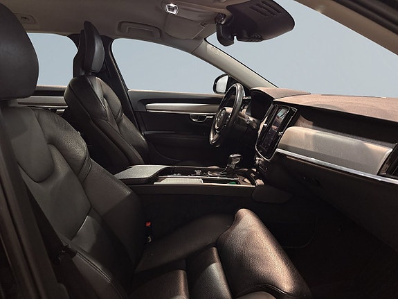 Volvo V90 10 of 20