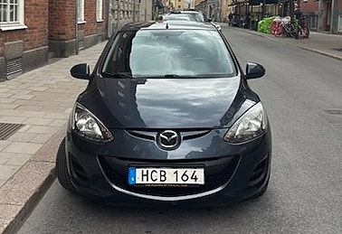 Mazda 2 2 of 15