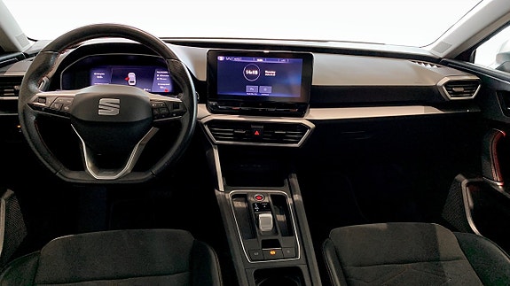 Seat Leon 9 of 17