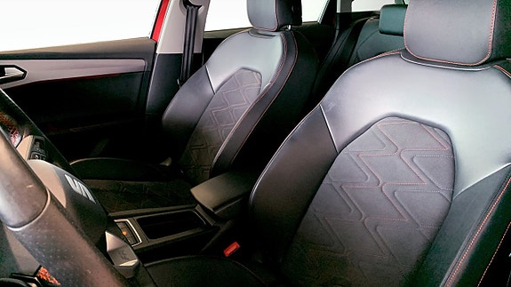 Seat Leon 8 of 17
