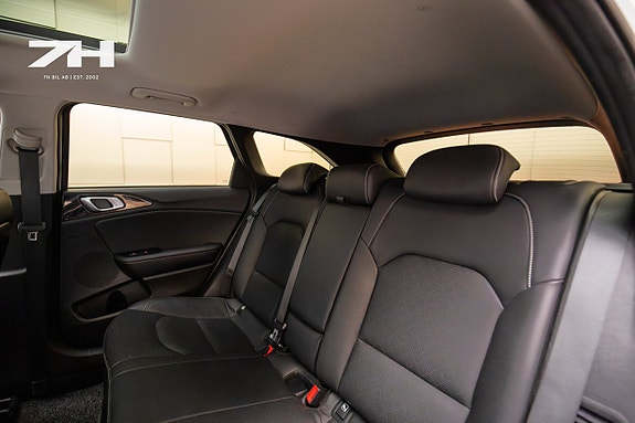Kia Ceed 19 of 23