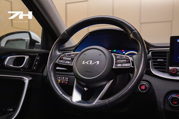 Kia Ceed 10 of 23