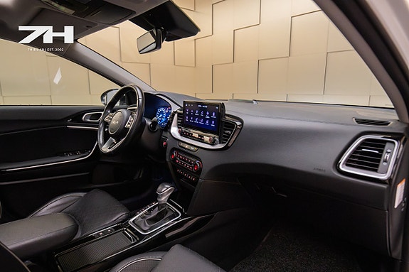 Kia Ceed 14 of 23