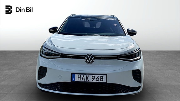 Volkswagen ID.4 GTX 5 of 13