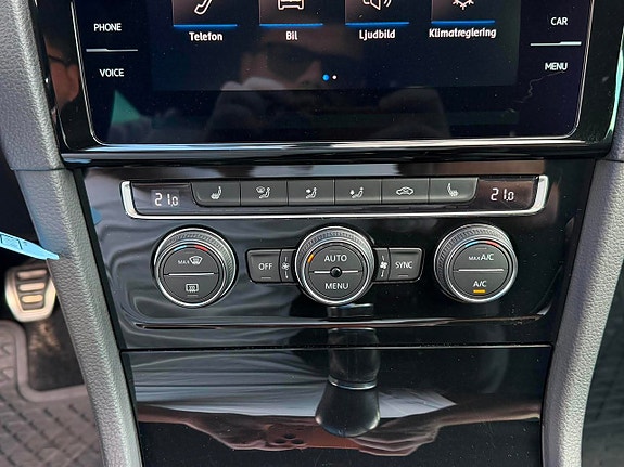 Volkswagen Golf I 17 of 23