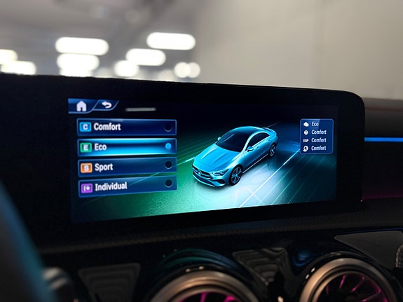 Mercedes-Benz CLA200 20 of 22