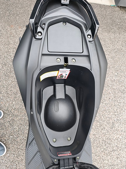 Motocr R9 Naked 9 of 12