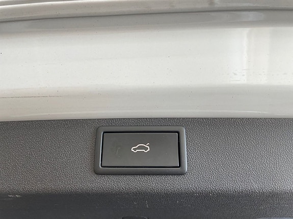 Skoda Enyaq 9 of 19