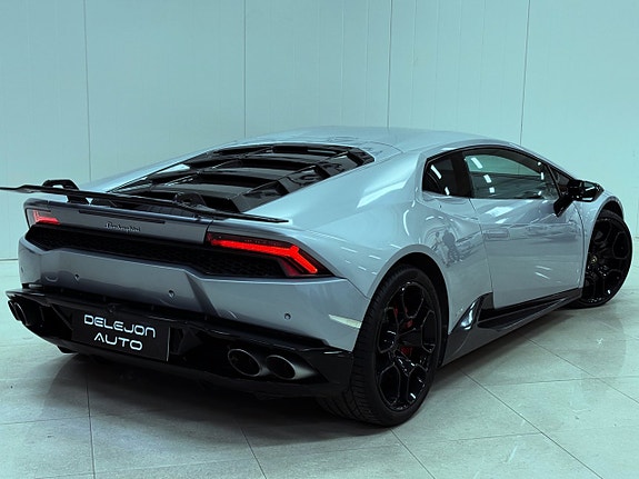 Lamborghini Huracan 11 of 14