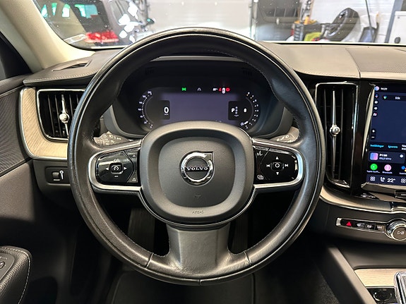Volvo XC60 20 of 30
