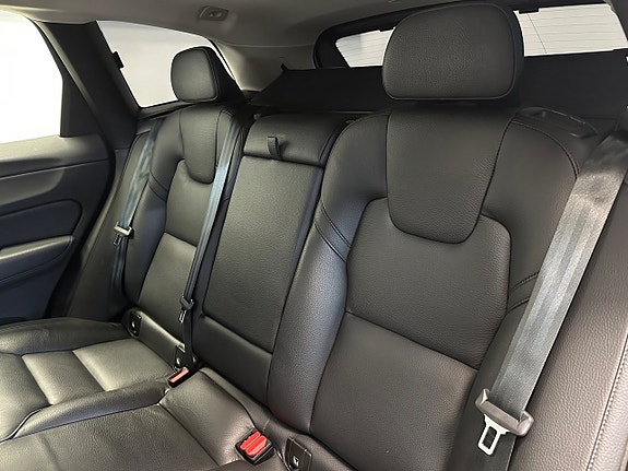 Volvo XC60 19 of 30
