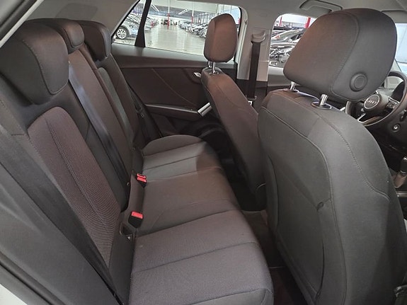 Audi Q2 5 of 10