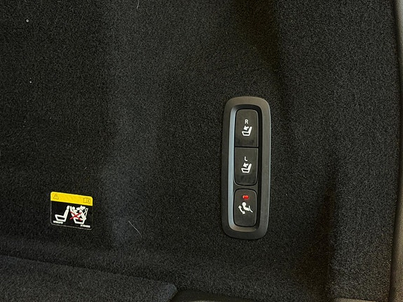 Volvo XC60 9 of 30