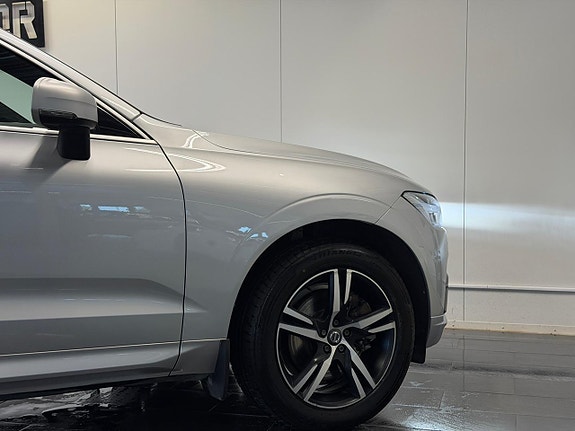 Volvo XC60 11 of 30