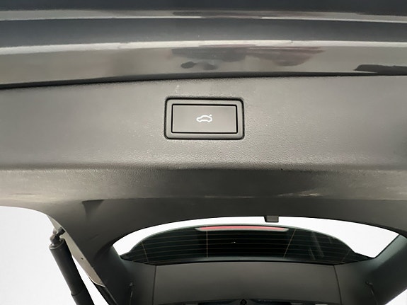 Volkswagen Tiguan 19 of 30