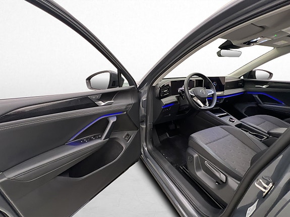 Volkswagen Tiguan 11 of 30