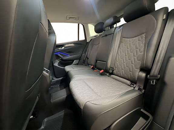 Volkswagen Tiguan 16 of 30
