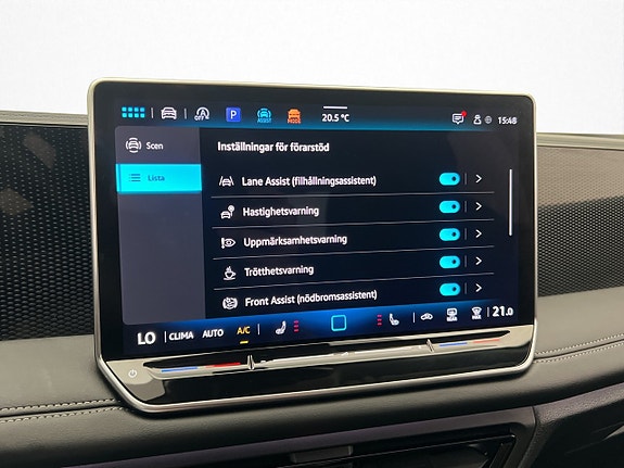 Volkswagen Tiguan 26 of 30