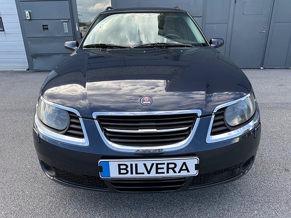 Saab 9-5 2 of 9