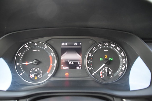 Skoda Octavia 16 of 23