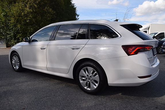 Skoda Octavia 6 of 23