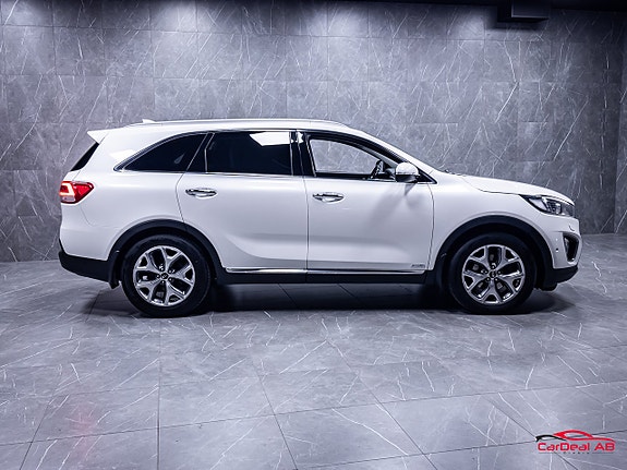 Kia Sorento 8 of 30