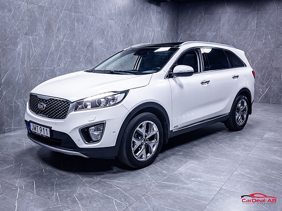 Kia Sorento 3 of 30