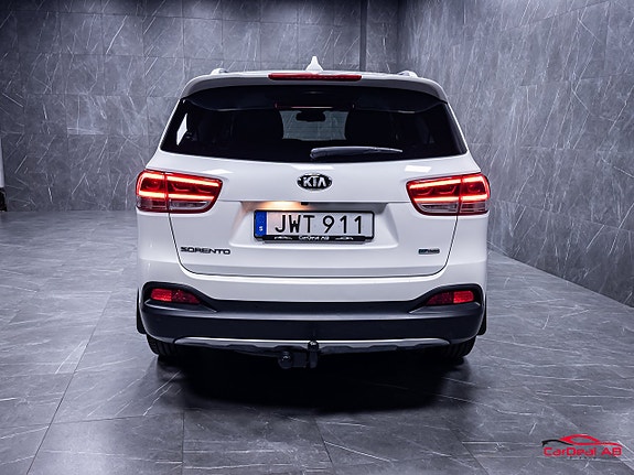Kia Sorento 6 of 30