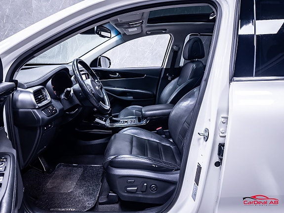 Kia Sorento 11 of 30