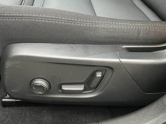 Polestar 2 16 of 30