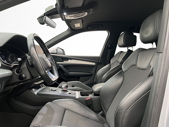 Audi Q5 11 of 30