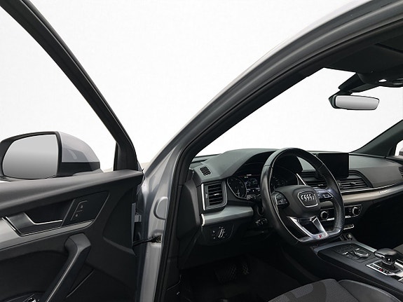 Audi Q5 10 of 30