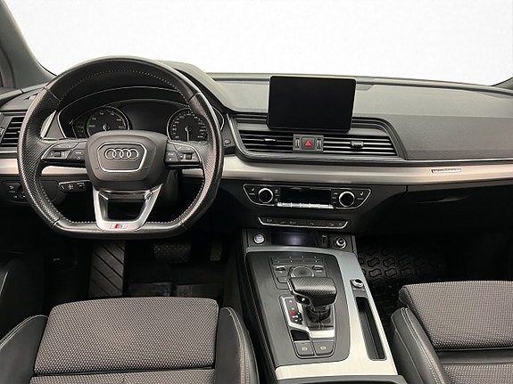 Audi Q5 12 of 30