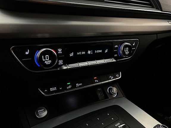 Audi Q5 16 of 30