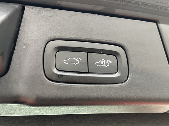 Volvo V90 30 of 30