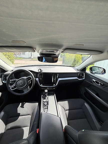 Volvo V60 6 of 12