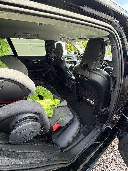 Volvo V60 12 of 12