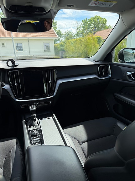 Volvo V60 10 of 12