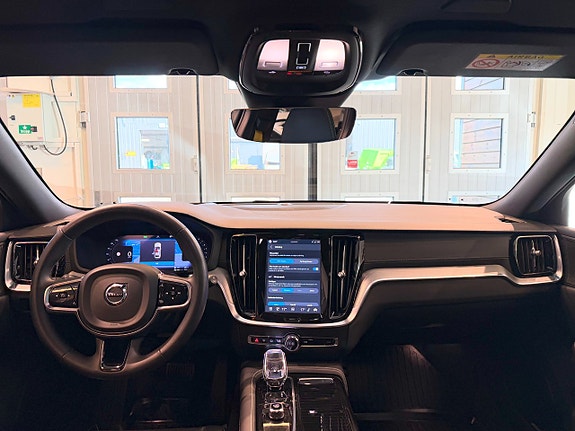 Volvo V60 5 of 29