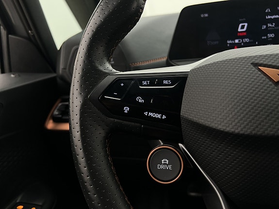 Cupra Born 16 of 30