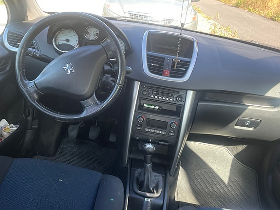 Peugeot 207 7 of 8