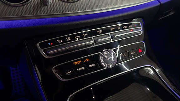 Mercedes-Benz E220 d 21 of 27
