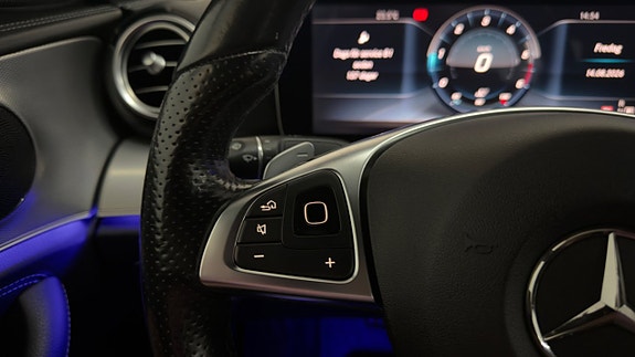 Mercedes-Benz E220 d 24 of 27